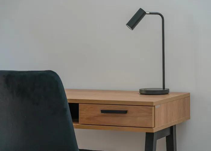 Daire Elegant Near To The Centre Of By Rent Like *