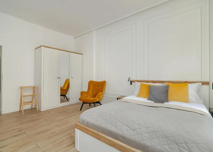Daire Elegant Near To The Centre Of By Rent Like Poznan