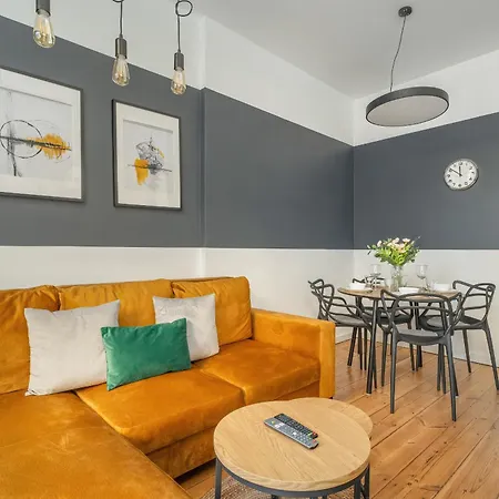 Elegant Near To The Centre Of By Rent Like Poznan