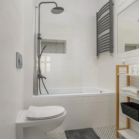 Elegant Near To The Centre Of By Rent Like * Poznan